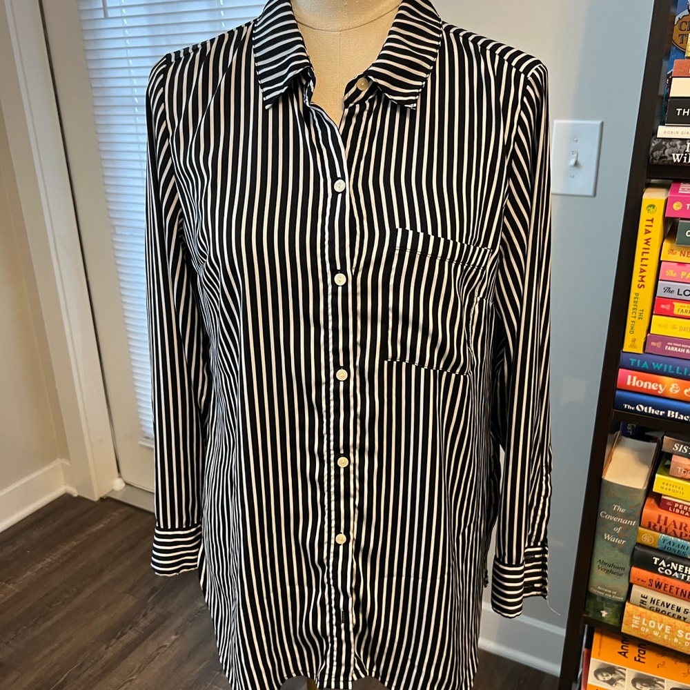 Black and White Striped Women’s Shirt